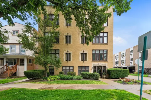 1136 Ontario ST #3B, Oak Park, IL 60302