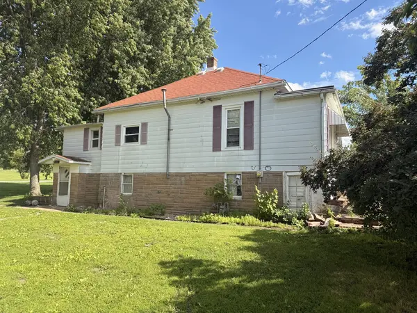 307 S Saint Paul ST, Mark, IL 61340