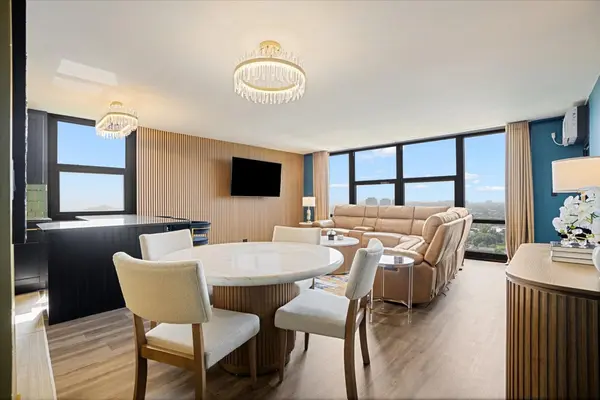 3001 S MICHIGAN AVE #2202, Chicago, IL 60616
