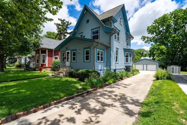 810 S Fell AVE, Normal, IL 61761