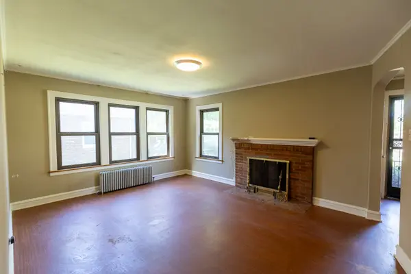 3743 S HIGHLAND AVE, Berwyn, IL 60402