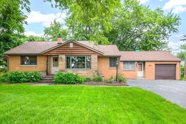 902 E Vine ST,  Leroy,  IL 61752