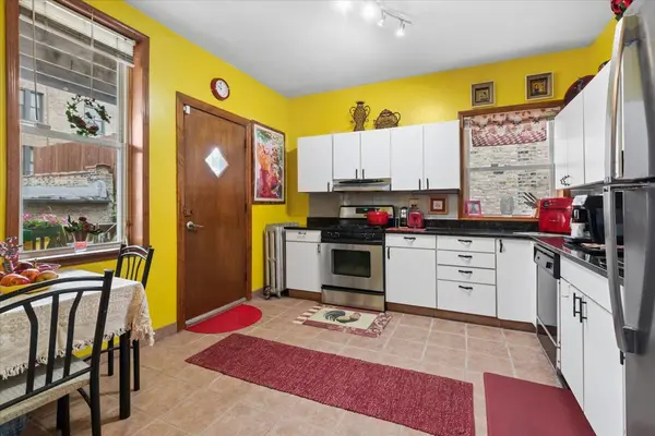 4417 N Malden ST #1S, Chicago, IL 60640