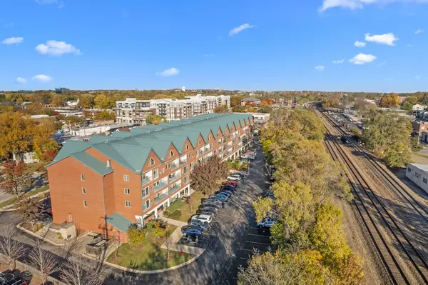 Address not disclosed, Lisle, IL 60532