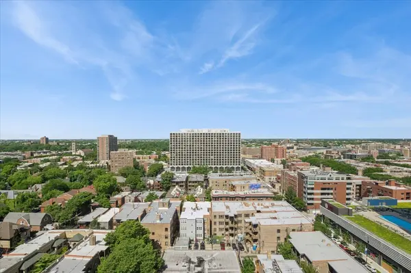 4343 N Clarendon AVE #1809, Chicago, IL 60613