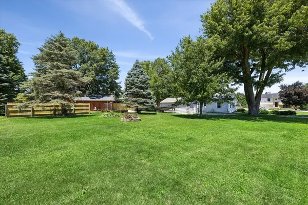 1802 W 2nd ST, Coal Valley, IL 61240
