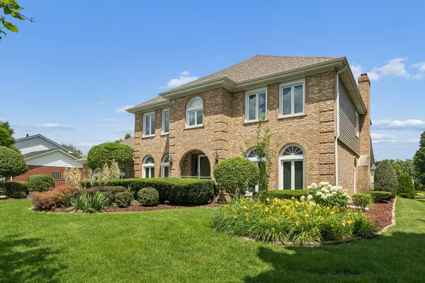14427 Country Club LN, Orland Park, IL 60462