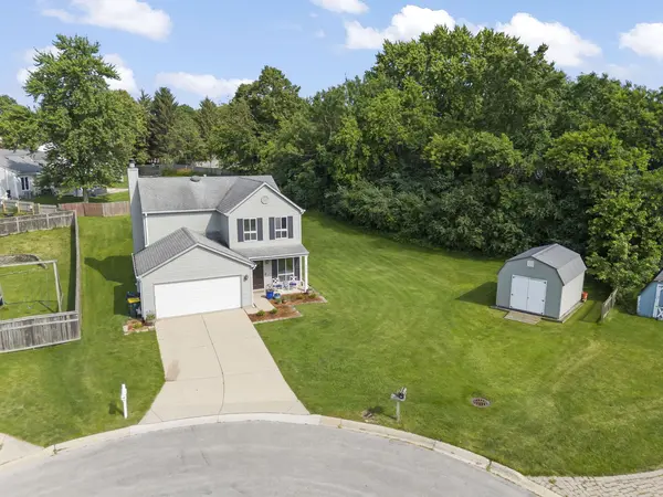 1106 Lightning TRL, Carol Stream, IL 60188