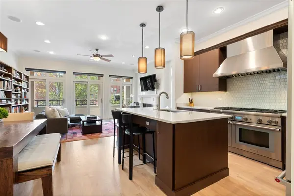 3842 N SOUTHPORT AVE #I, Chicago, IL 60613