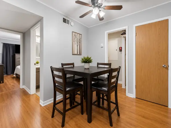 11036 S Kilpatrick AVE #2NW, Oak Lawn, IL 60453