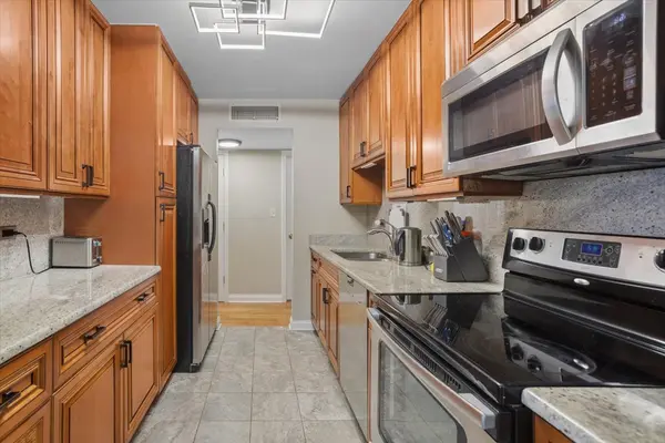 Address not disclosed, Des Plaines, IL 60016