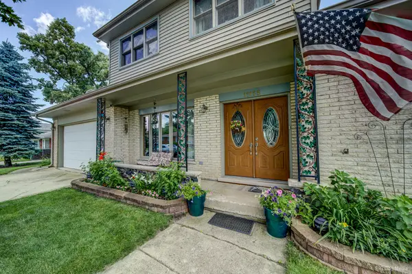 15155 Ridgeway AVE, Midlothian, IL 60445