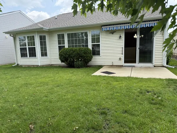 13053 Dearborn TRL, Huntley, IL 60142