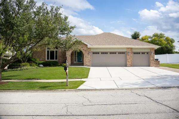 17245 Grange DR, Orland Park, IL 60467