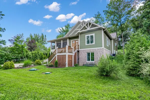 20300 N Lea RD, Deer Park, IL 60010