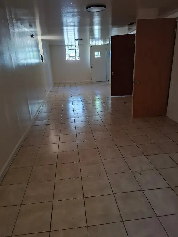 4463 S princeton ST, Chicago, IL 60609