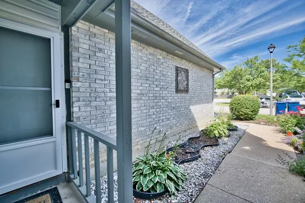 1506 Fernwood CT, Gurnee, IL 60031