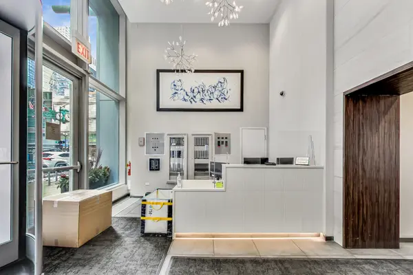 8 E Randolph ST #1602, Chicago, IL 60601