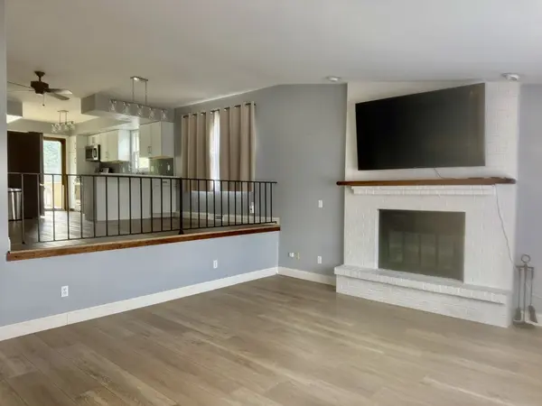 416 Palmor DR, Ottawa, IL 61350