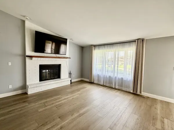 416 Palmor DR, Ottawa, IL 61350