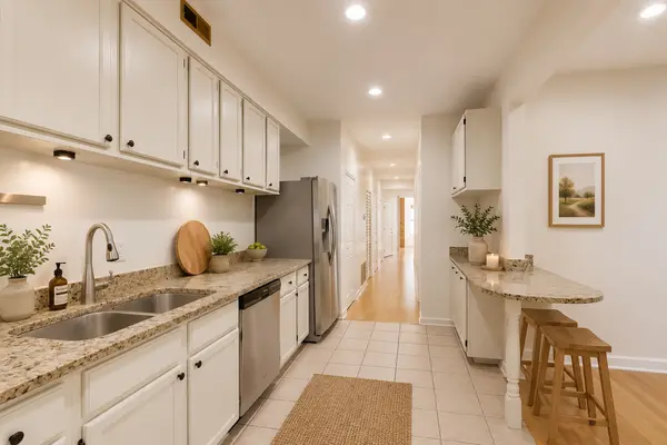 2730 N Sawyer AVE #1S, Chicago, IL 60647