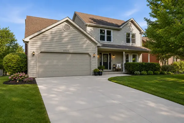 2541 Cheshire DR, Aurora, IL 60504