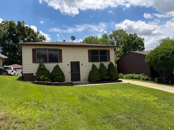 907 Houston AVE, Elgin, IL 60120