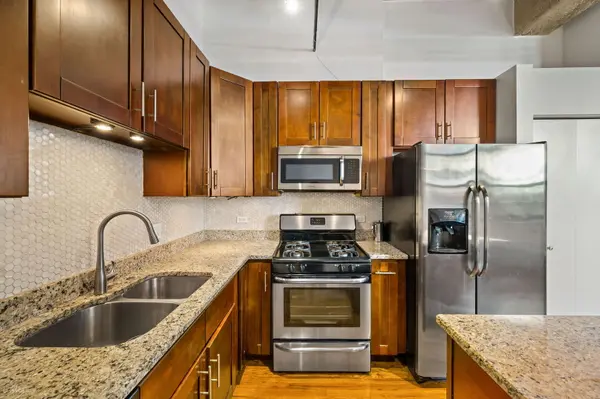 758 N Larrabee ST #628, Chicago, IL 60654