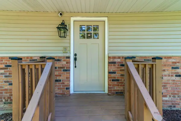 816 Black Partridge RD, Mchenry, IL 60051