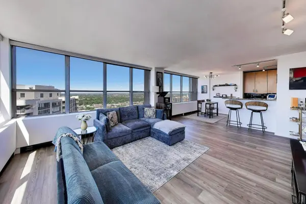 655 W Irving Park RD #3117, Chicago, IL 60613