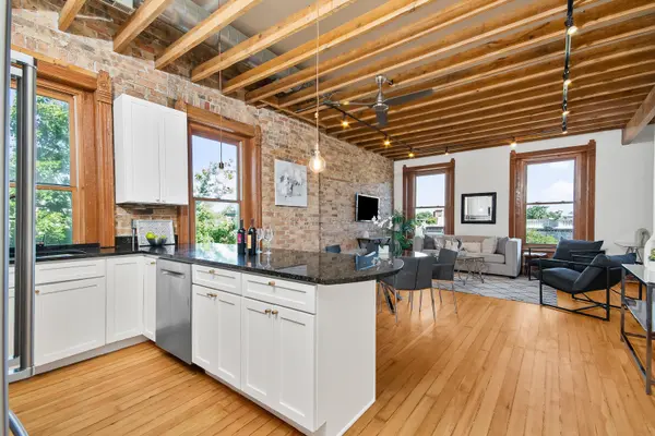 1925 W DIVISION ST #3, Chicago, IL 60622