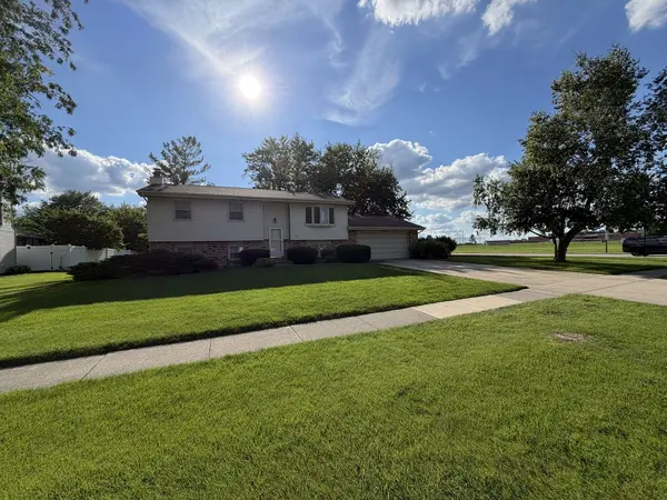 101 S Parkside RD, Normal, IL 61761