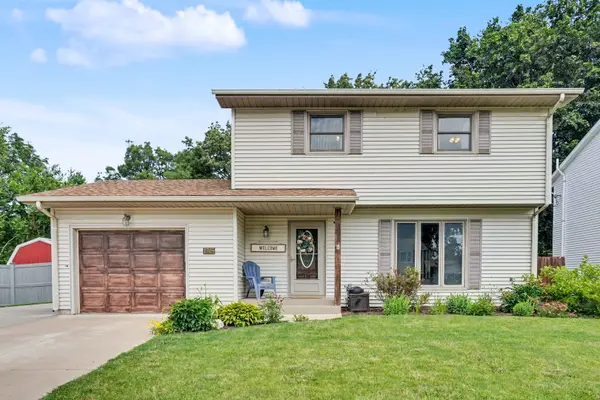 1705 88th AVE W, Rock Island, IL 61201