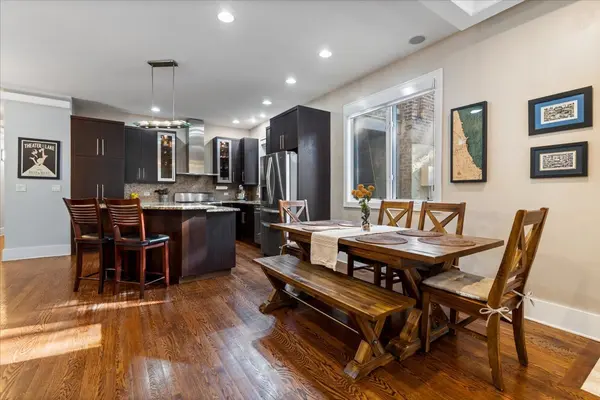 2455 W Walton ST #1, Chicago, IL 60622