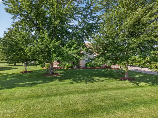 701 Forrest DR, Seneca, IL 61360