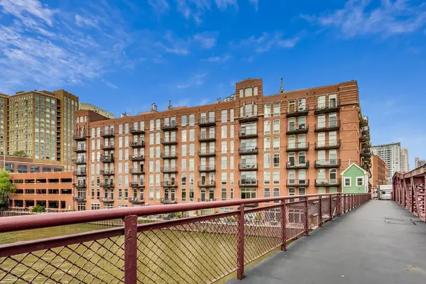 550 N Kingsbury ST #423, Chicago, IL 60654