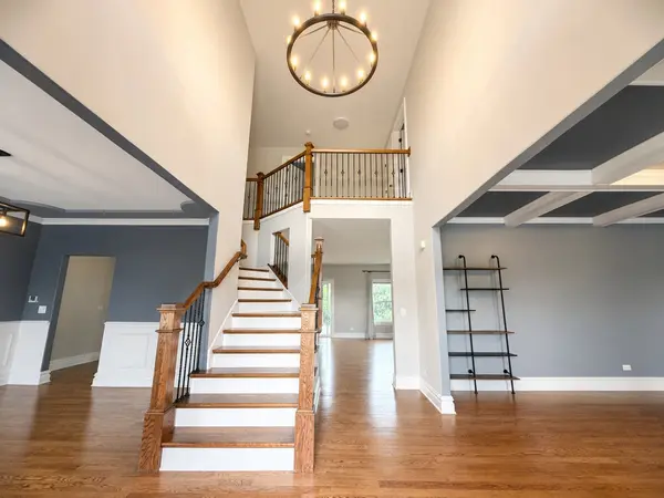 13070 Waterford DR, Lemont, IL 60439