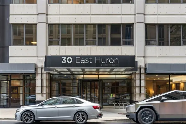 30 E Huron ST #4310, Chicago, IL 60611