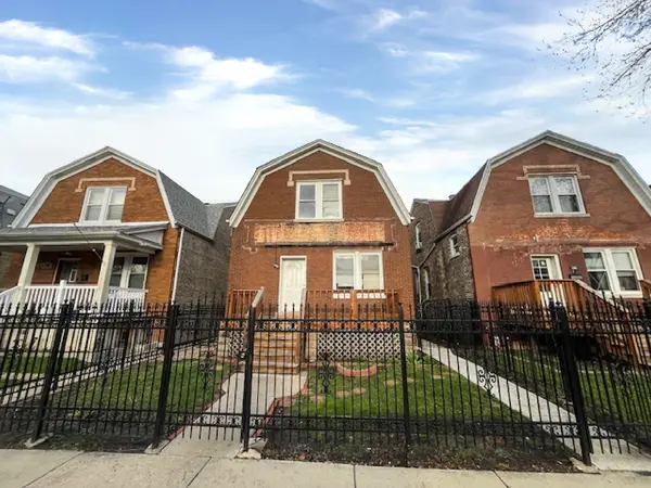 913 N Kedvale AVE, Chicago, IL 60651