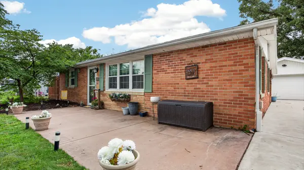 308 E Oak ST, Downs, IL 61736