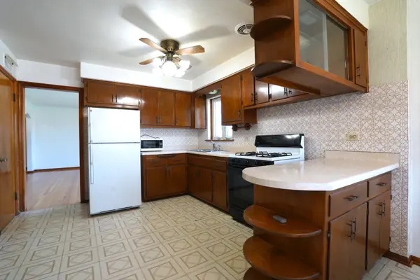 6501 S Kenneth AVE, Chicago, IL 60629