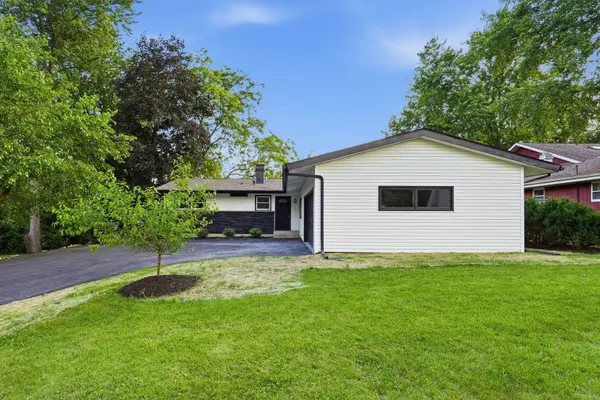 6411 Londonderry DR, Cary, IL 60013