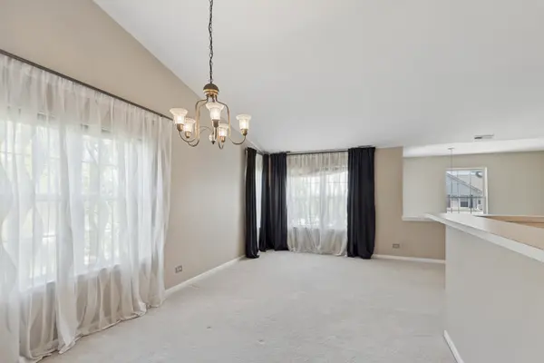 3158 Falling Waters LN #3158, Lindenhurst, IL 60046