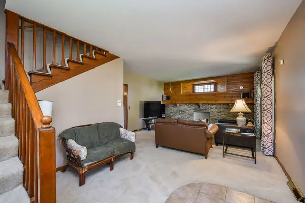 136 Hamlet ST, Batavia, IL 60510