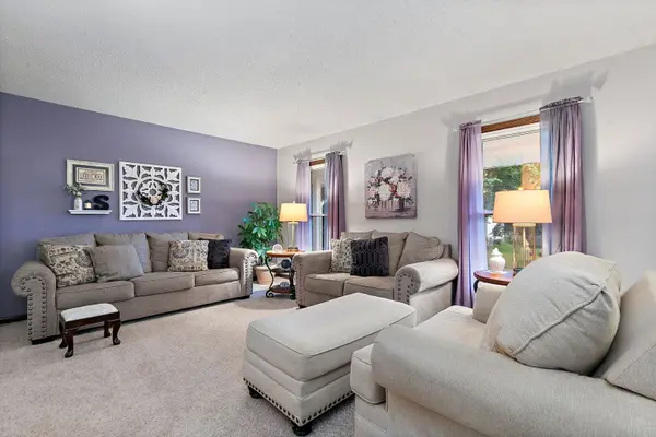 768 Merrimac ST, Cary, IL 60013