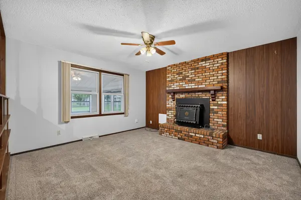 130 Andrews DR, Belvidere, IL 61008