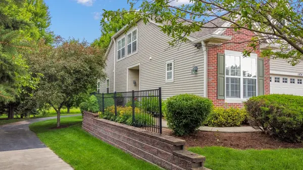 1454 Sedona AVE, Aurora, IL 60504