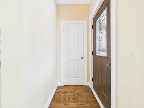 3345 W Carroll AVE, Chicago, IL 60624