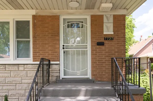7737 S Champlain AVE, Chicago, IL 60619
