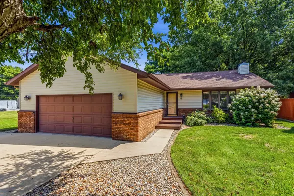 5 Southview DR, Sidney, IL 61877